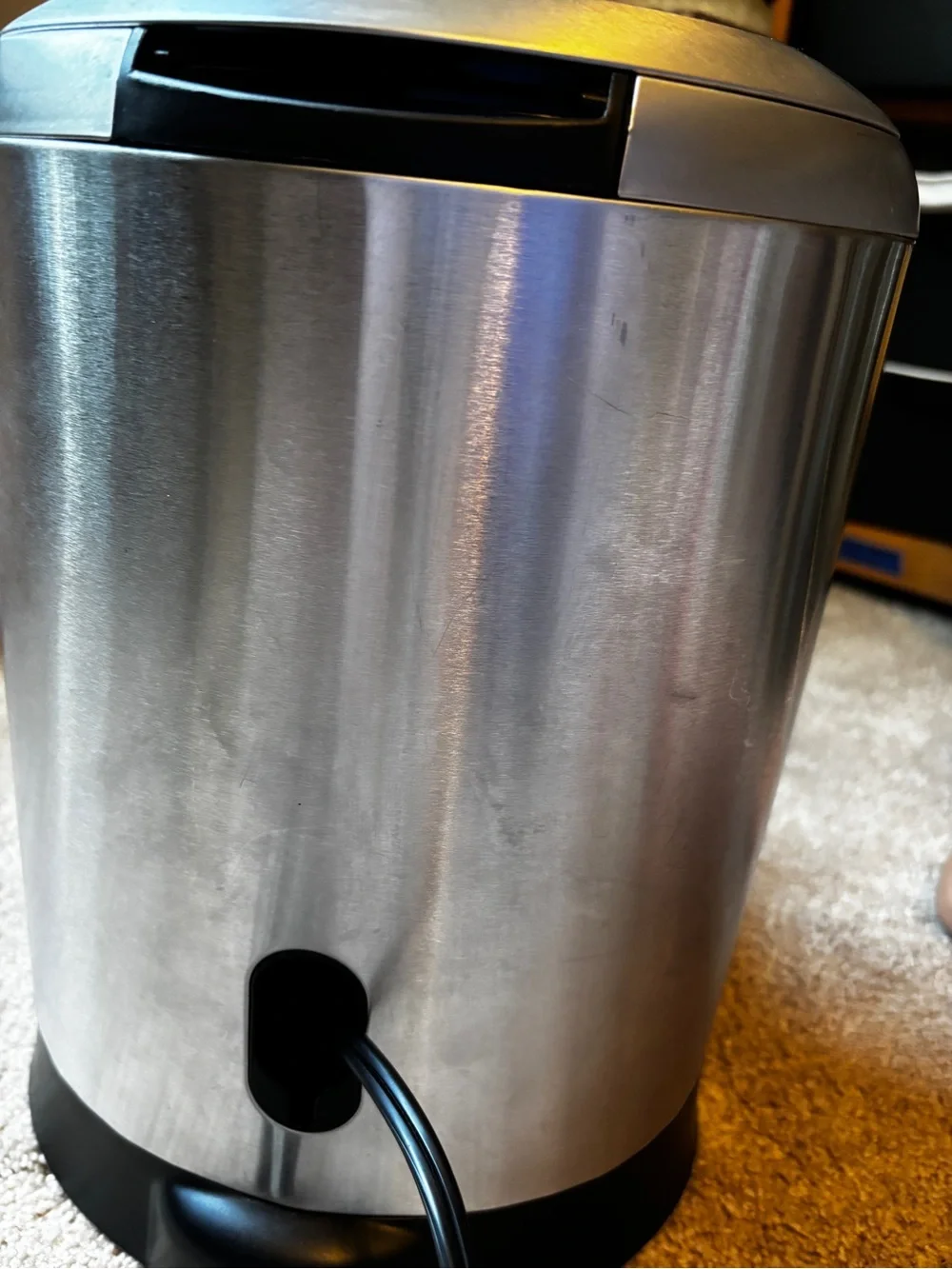 De'Longhi Stainless Steel Coffee Maker - Silver with Black Accents